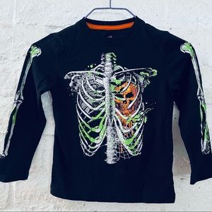 Halloween 🎃 shirt size 4/5